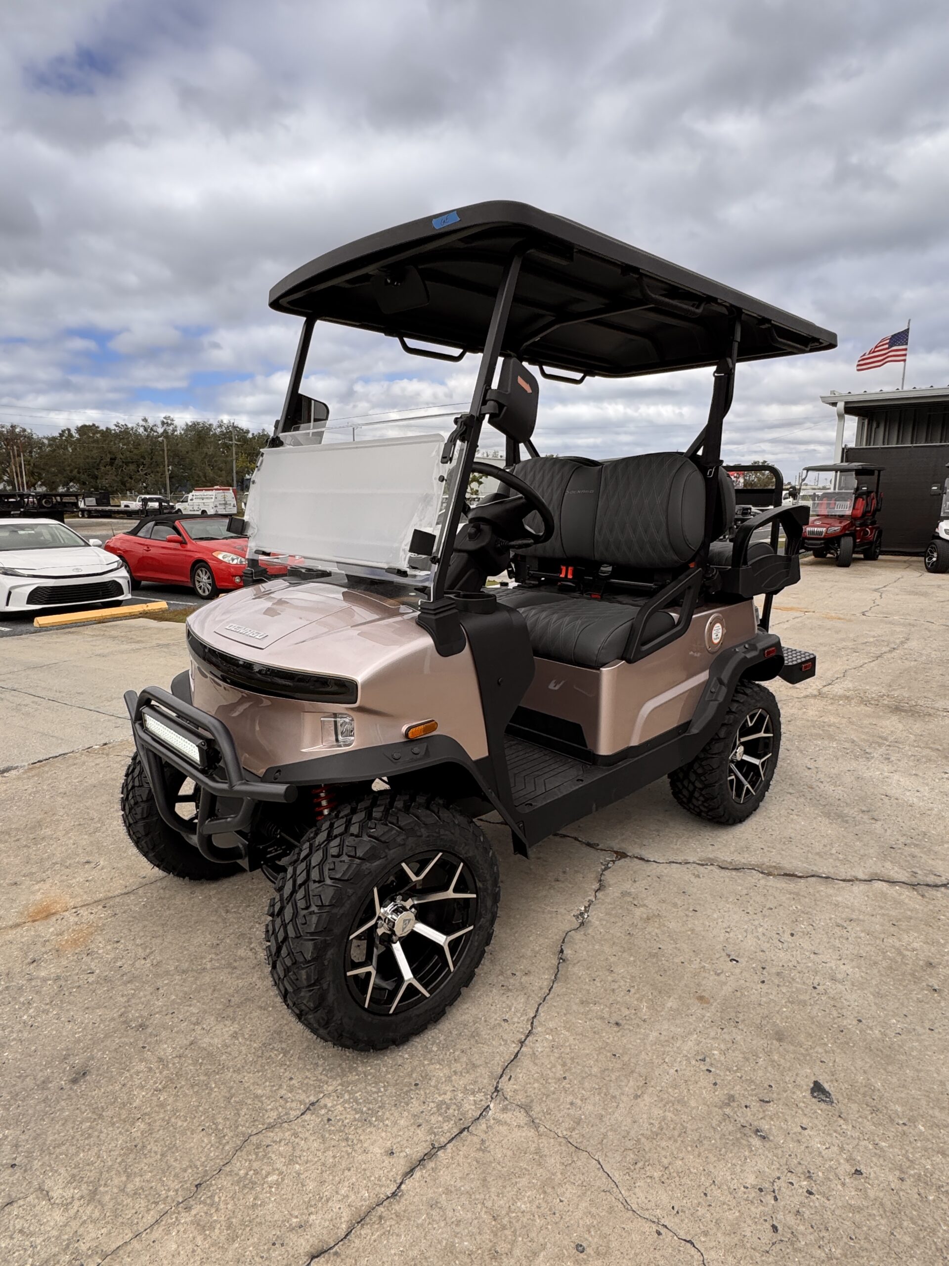 2025 DenagoEV Nomad XL - Lithium