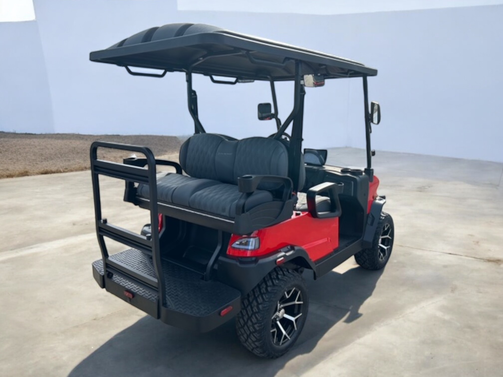 2025 DenagoEV Nomad XL - Lithium - Image 2